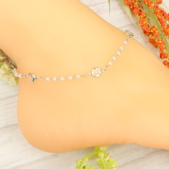 "Handmade Anklet – Elegant & Delicate Jewelry for Women | UNVRC1328 - Picture 2 of 10